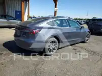 2018 Tesla Model 3 фото