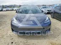 2018 Tesla Model 3 photo