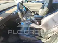 2018 Tesla Model 3 фото