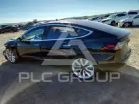 2018 Tesla Model 3 фото