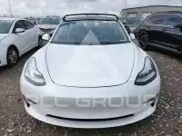 2018 Tesla Model 3 фото