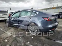 2018 Tesla Model 3 фото