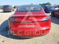 2018 Tesla Model 3 фото