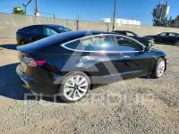 2018 Tesla Model 3 фото
