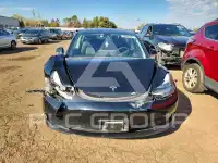 2018 Tesla Model 3 фото