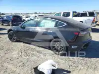 2018 Tesla Model 3 фото
