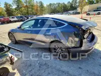 2018 Tesla Model 3 фото