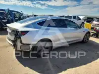 2018 Tesla Model 3 photo