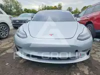 2018 Tesla Model 3 photo