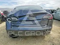 2018 Tesla Model 3 photo