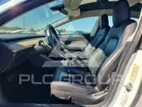 2018 Tesla Model 3 фото