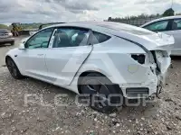 2018 Tesla Model 3 фото