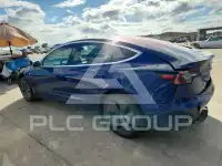 2018 Tesla Model 3 фото