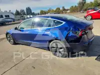 2018 Tesla Model 3 фото