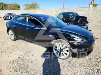 2018 Tesla Model 3 фото