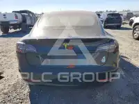 2018 Tesla Model 3 фото