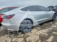 2018 Tesla Model 3 photo