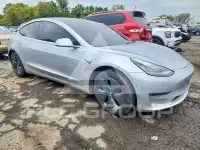 2018 Tesla Model 3 photo
