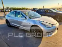 2018 Tesla Model 3 фото