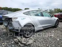 2018 Tesla Model 3 фото