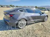 2018 Tesla Model 3 фото