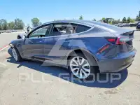 2018 Tesla Model 3 фото