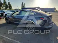 2018 Tesla Model 3 фото