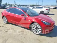 2018 Tesla Model 3 photo