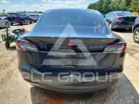 2018 Tesla Model 3 фото