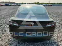 2018 Tesla Model 3 фото