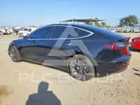 2018 Tesla Model 3 photo