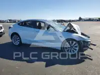 2018 Tesla Model 3 фото