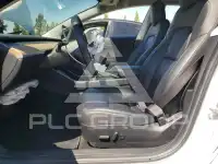 2018 Tesla Model 3 фото