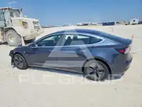 2018 Tesla Model 3 фото