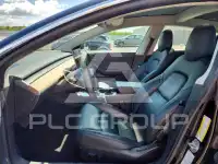 2018 Tesla Model 3 фото