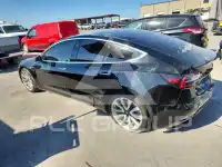 2018 Tesla Model 3 фото