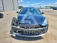 2018 Tesla Model 3 фото