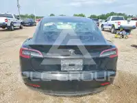 2018 Tesla Model 3 photo