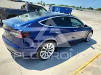 2018 Tesla Model 3 photo