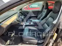 2018 Tesla Model 3 фото