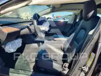 2018 Tesla Model 3 фото