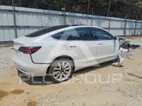 2018 Tesla Model 3 фото