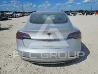 2018 Tesla Model 3 фото