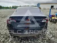 2018 Tesla Model 3 фото