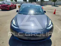 2018 Tesla Model 3 photo