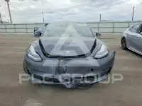2018 Tesla Model 3 photo