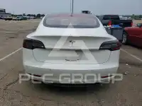 2018 Tesla Model 3 фото
