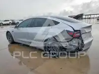 2018 Tesla Model 3 photo