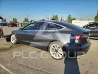 2018 Tesla Model 3 фото