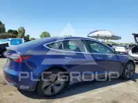 2018 Tesla Model 3 фото